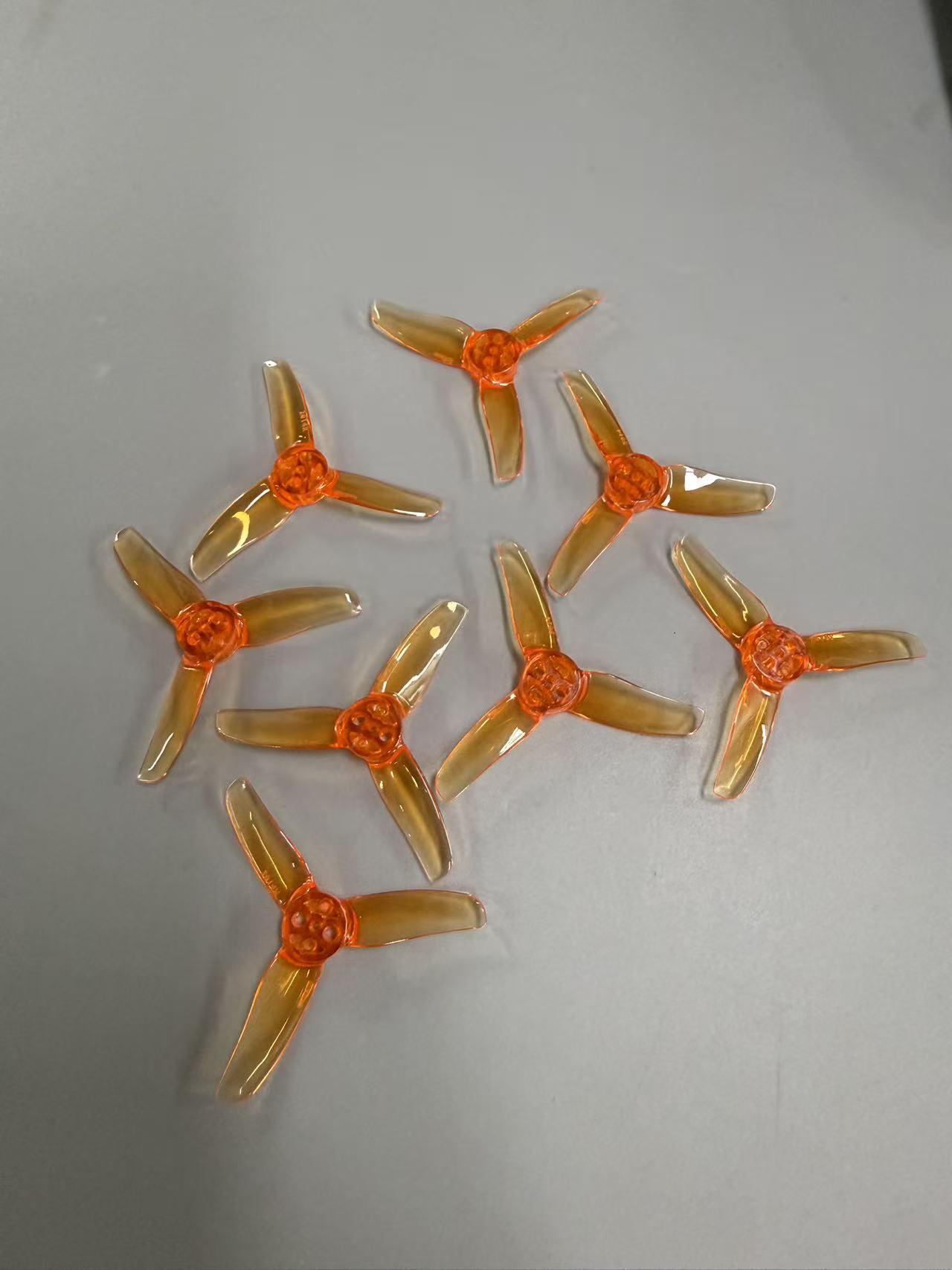 GEMFAN 2014 3枚羽根 2インチ プロペラ PC素 - Fpv Drone Propeller のレビューと価格
